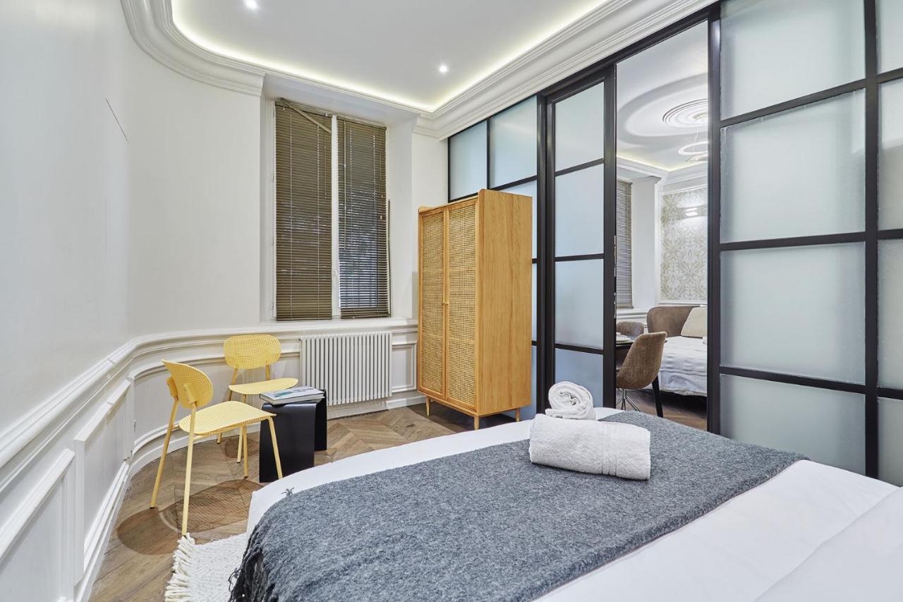 Apartment Louvre Museum By Studio Prestige Parijs Buitenkant foto