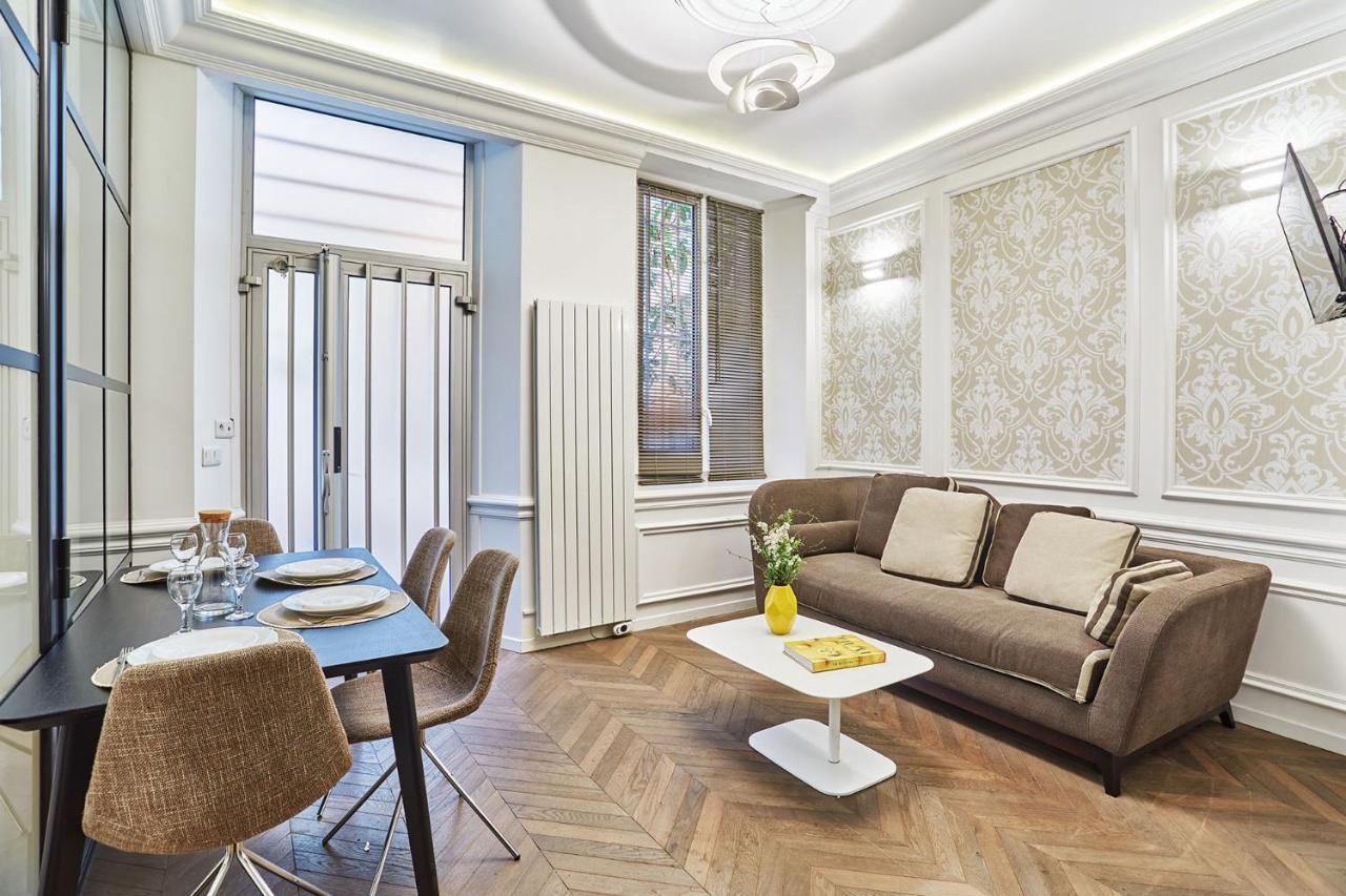 Apartment Louvre Museum By Studio Prestige Parijs Buitenkant foto